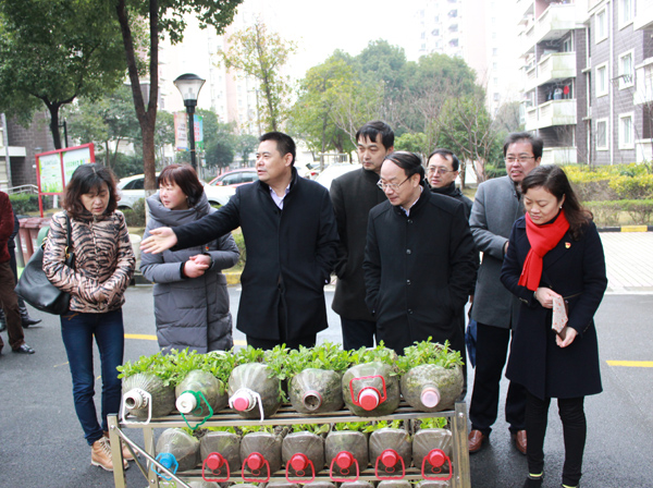 推动社会治理创新促进居民自治共享——副区长曹扶生一行深入莘庄工业